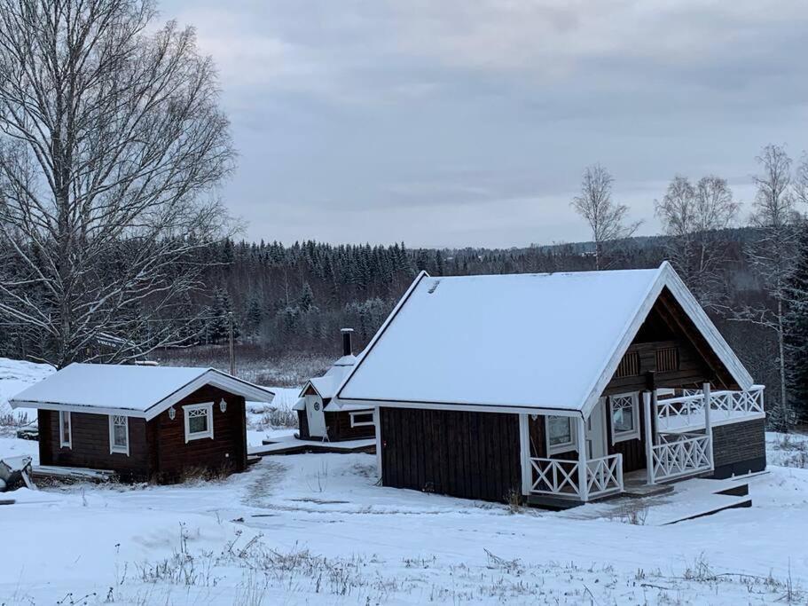 Åmotfors Stuga I Valfjaelletヴィラ エクステリア 写真